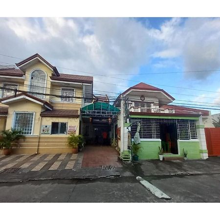 Oyo 1048 Jomckayl Apartelle Naga (Camarines Sur) Exterior foto