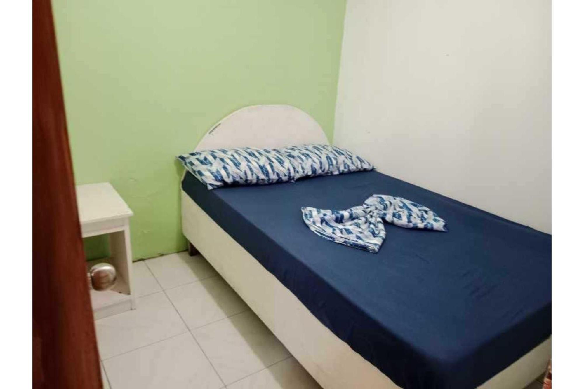 Oyo 1048 Jomckayl Apartelle Naga (Camarines Sur) Exterior foto